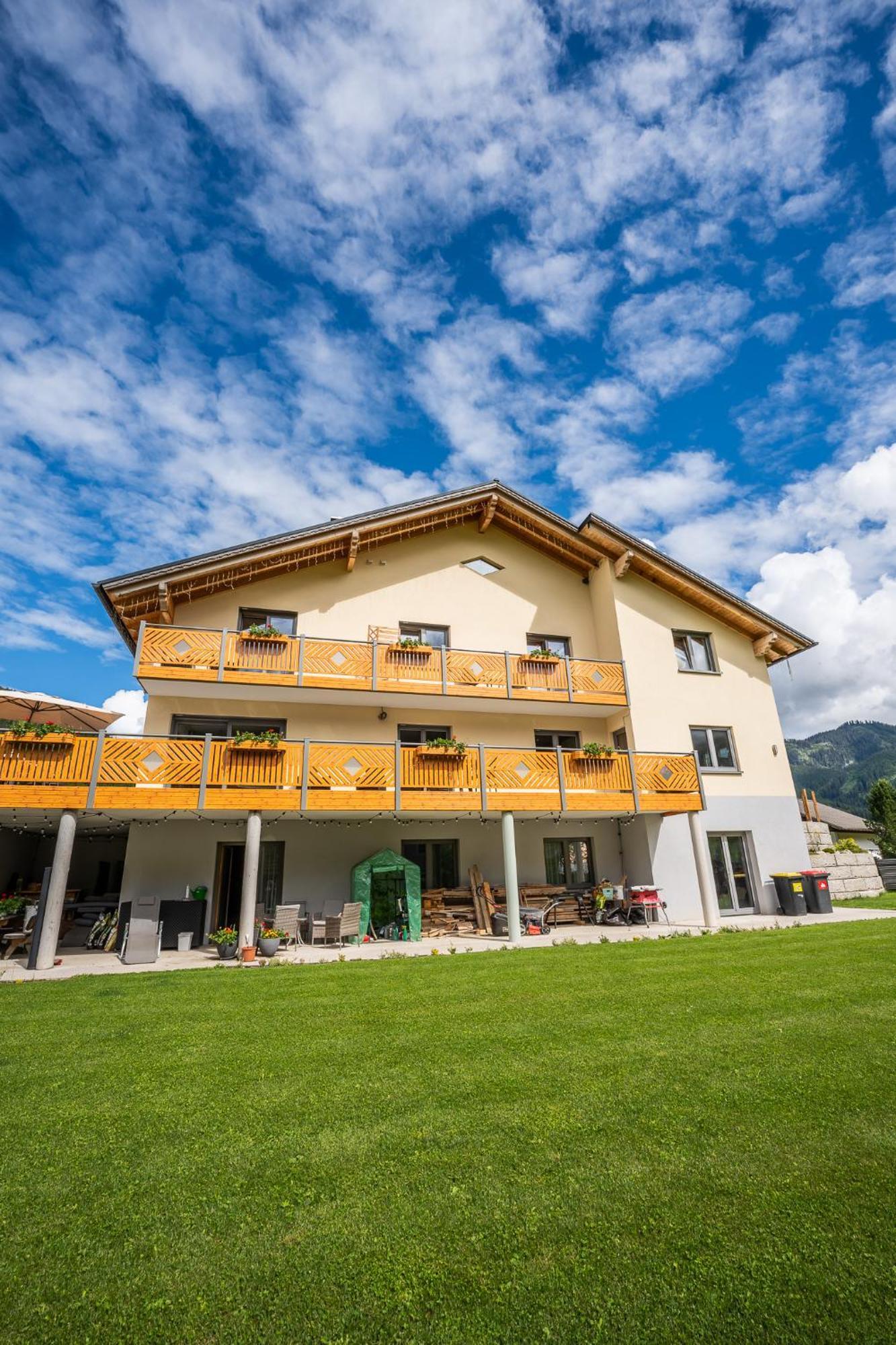 Haus Friedrich Hotel Gosau Exterior photo