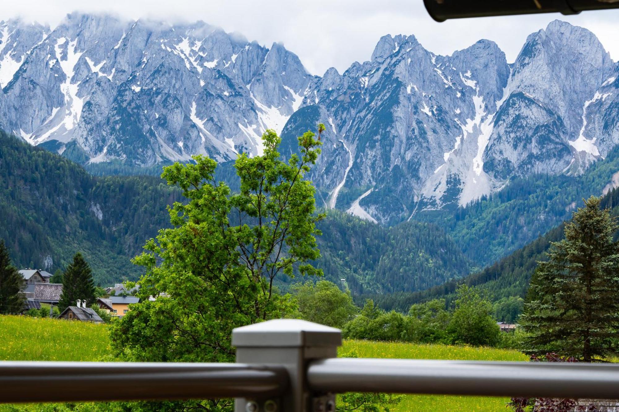 Haus Friedrich Hotel Gosau Exterior photo